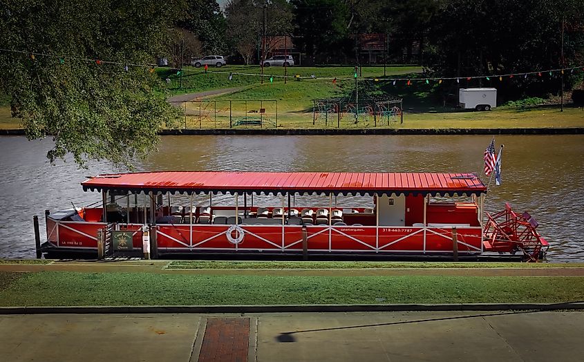  boat on the Cane River in Natchitoches