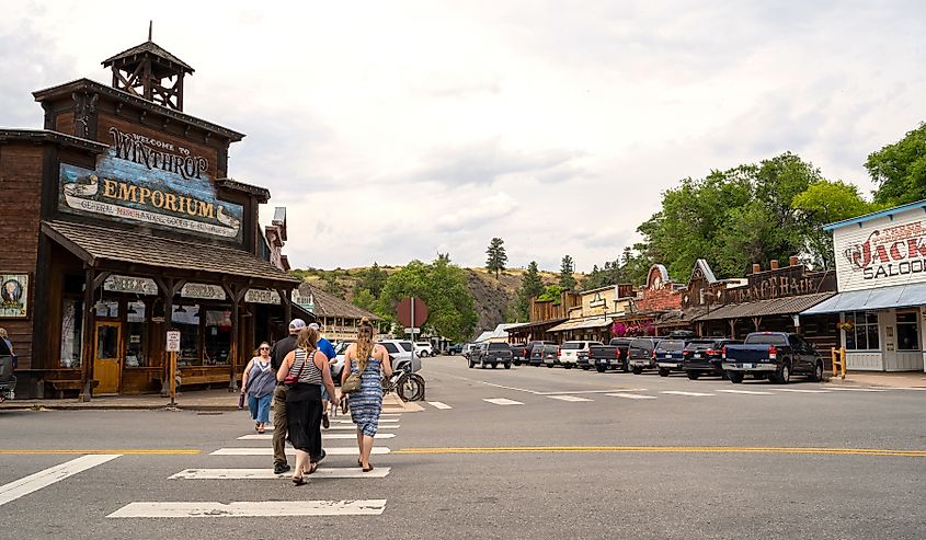 Street view of downtown Winthrop, Washington.