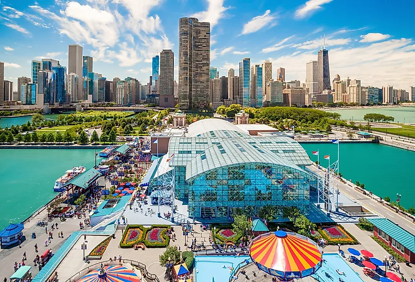 Navy Pier and skyline in Chicago, Illinois.