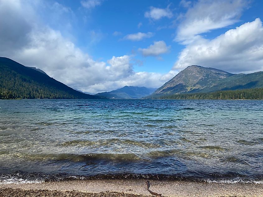 A view of Lake Wenatchee, Washington on a sunny day.