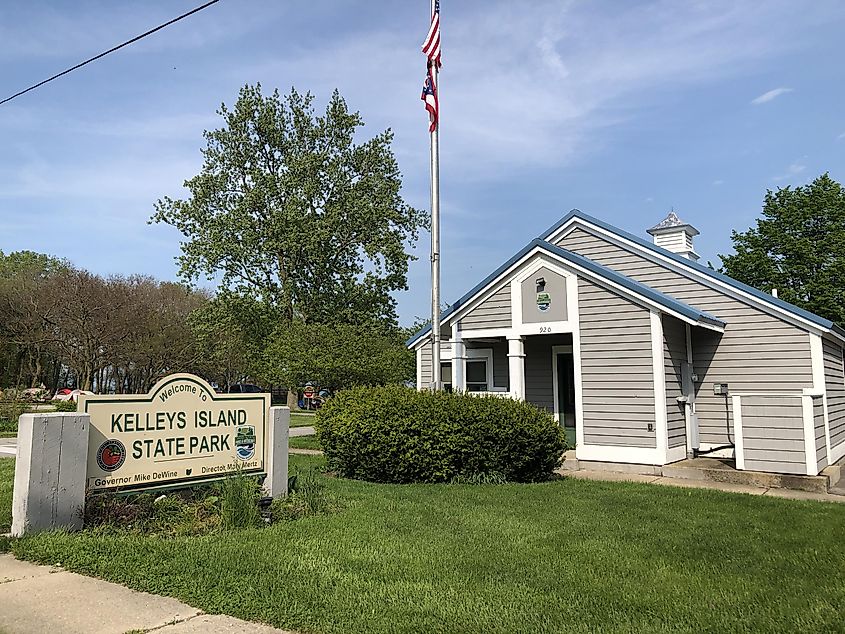 Kelleys Island State Park Entrance