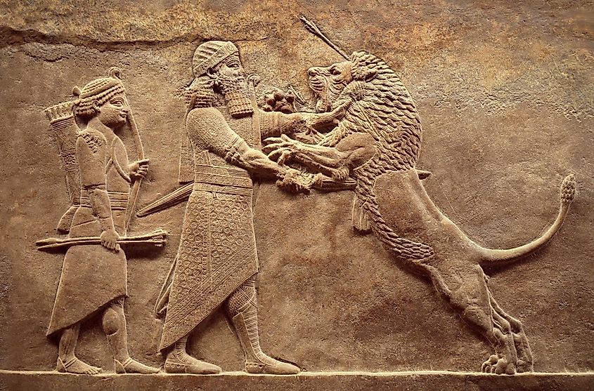 Wall relief showing the hunting scene of a Mesopotamian king
