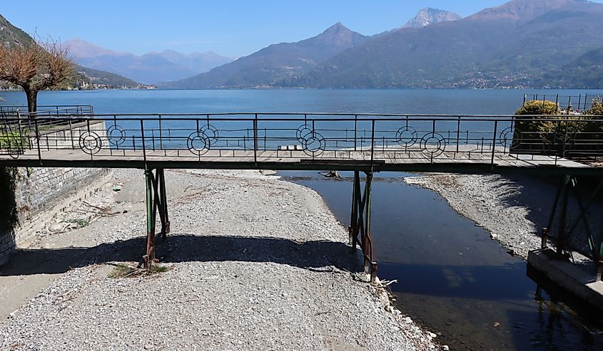 Low water level in Menaggio due to the lack of rain.