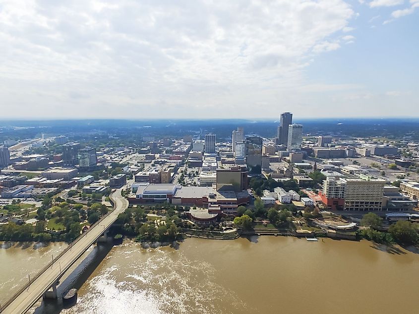 Aerial view of downtown Little Rock on the south bank of the Arkansas River