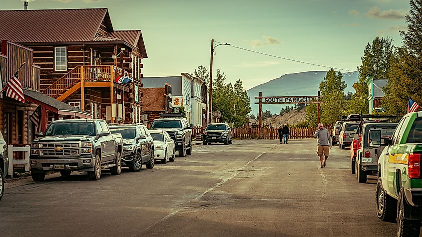 Fairplay, Colorado: Town street leading to South Park City museum.