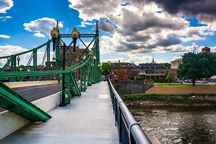 The Northampton Street Bridge over the Delaware River in Easton, Pennsylvania
