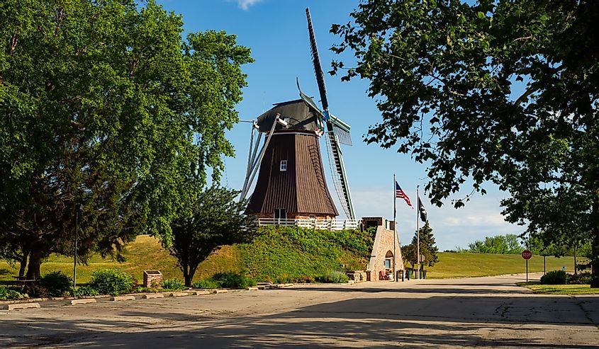 The De Immigrant Windmill on the historic Lincoln Highway.