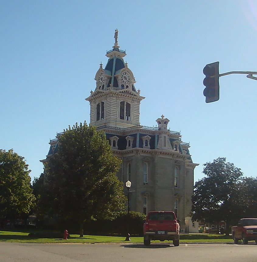 Courthouse in Bloomfield, Iowa.