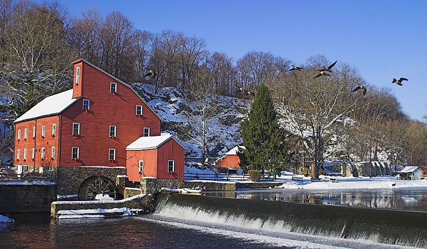 Clinton, New Jersey Mill in the winter