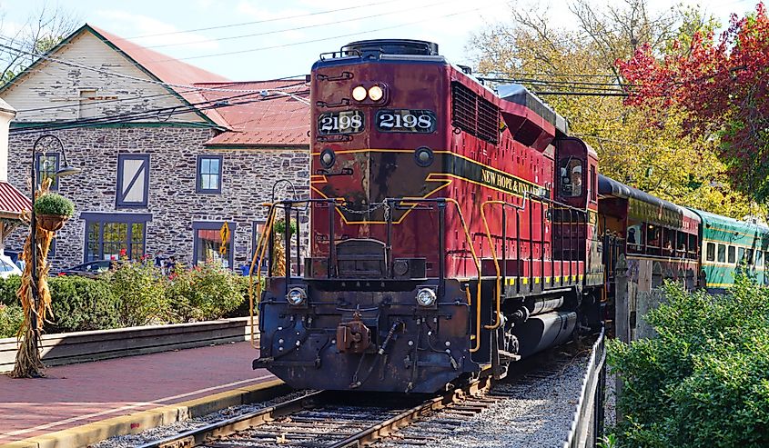 View of the New Hope and Ivyland rail road, a heritage train line for visitors going on touristic excursions in New Hope PA