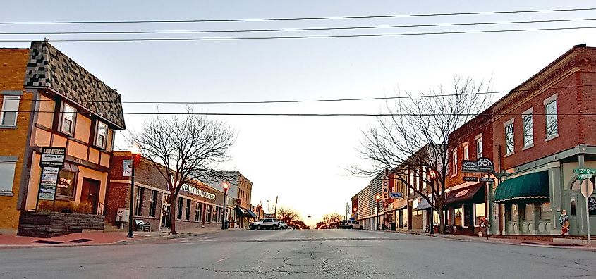 Blue Springs street view in Missouri, via https://www.bluespringsgov.com/