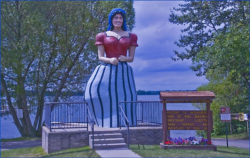 'Welcome to Hackensack, Minnesota sculpture.