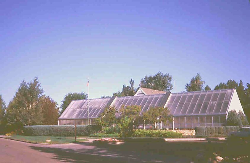 Shot of the front of the Cheyenne Botanic Gardens solar conservatory