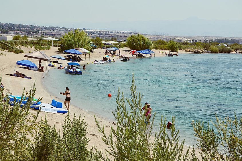 Beach at Big Bend of the Colorado River State Recreation Area, via Supapai / Shutterstock.com