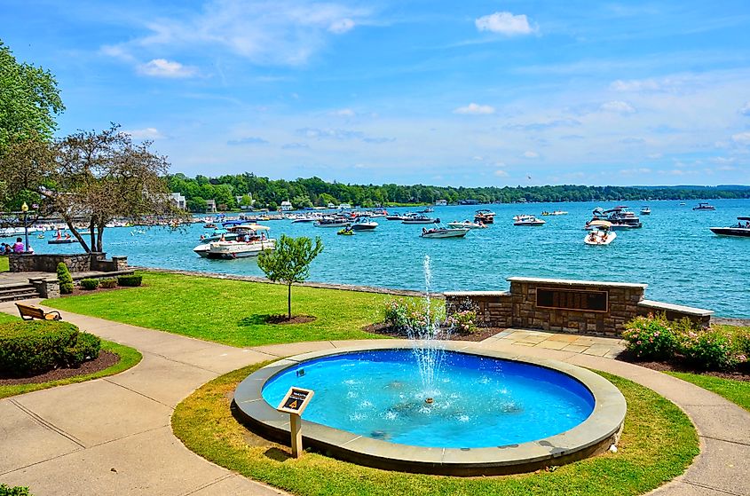 eautiful scenery on the Skaneateles Lake, one of the Finger Lakes.