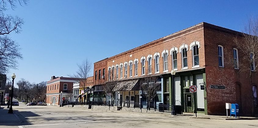 Buildings on Charter Street in Monticello, Illinois