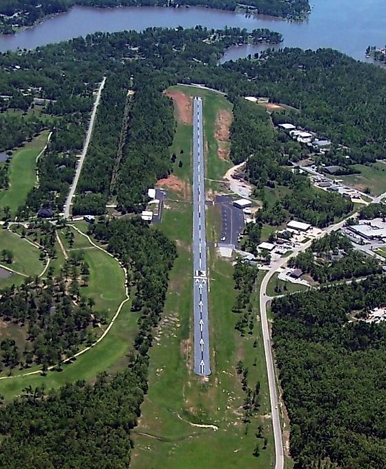 Horseshoe Bend Airport in Horseshoe Bend, AR