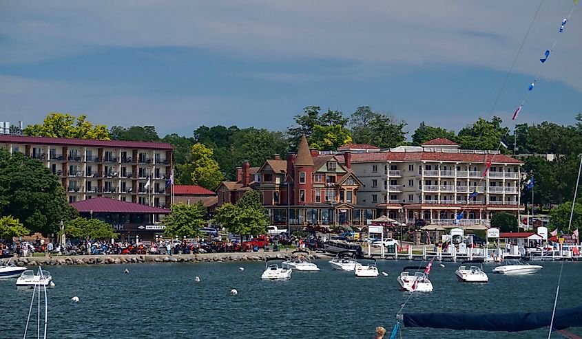 Lakefront hotels in Lake Geneva, Wisconsin.