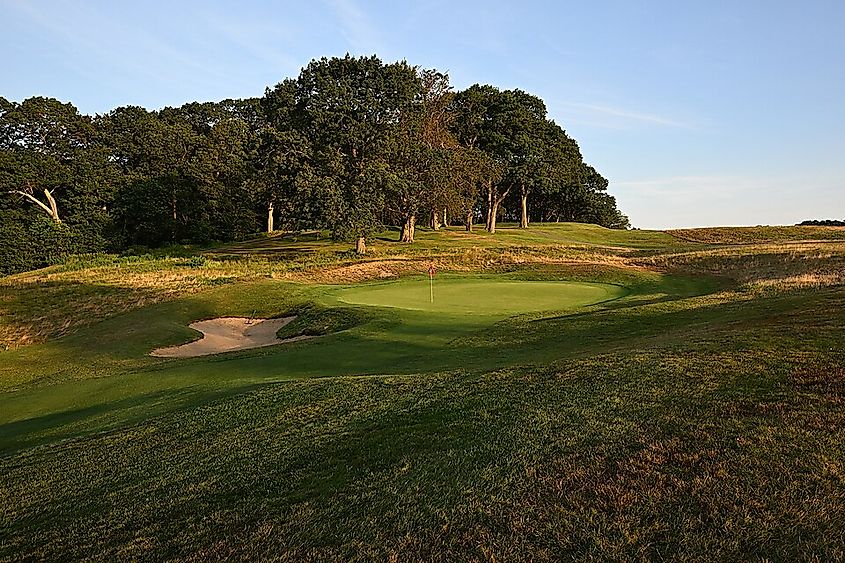 Green complex of 17th hole, William J. Devine Memorial Golf Course at Franklin Park, Boston, MA. Photograph by Sampson Wilcox. Photo from WikimediaCommons