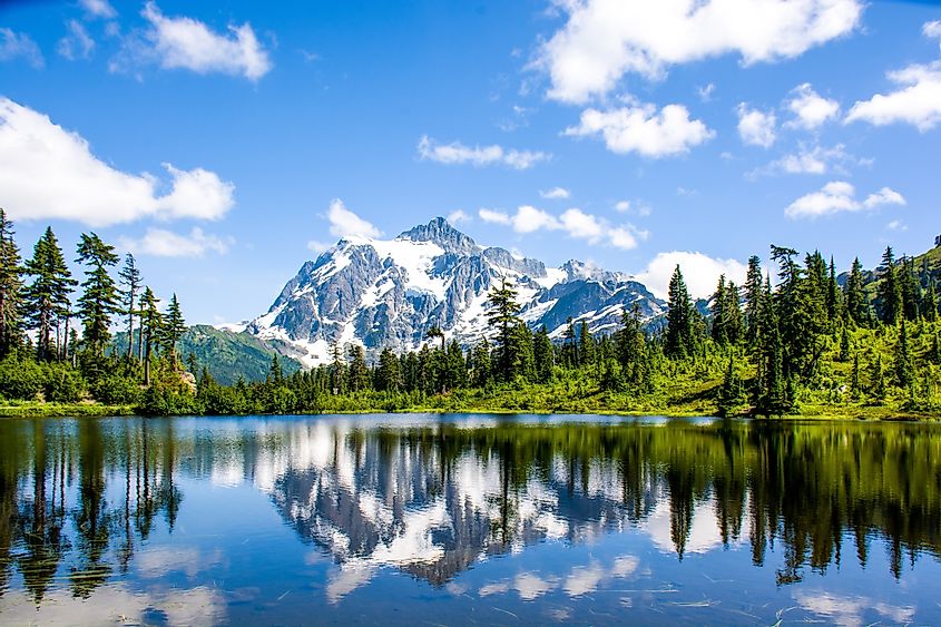 Landscape reflection Mount Shuksan and Picture lake, North Cascades National Park, Washington