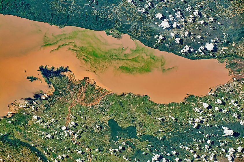 A birds-eye view of Lake Rukwa, Tanzania. Via Shutterstock / BEST-BACKGROUNDS