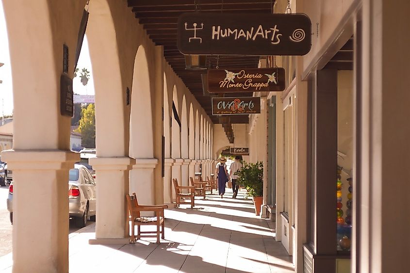 A day in the sun at the Ojai Days festival. Store fronts with tourist checking out the different spots.