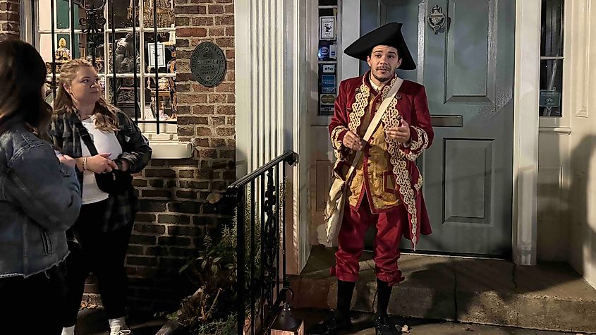 A Ghost tour of Old Town Alexandria phot by Bryan Dearsley