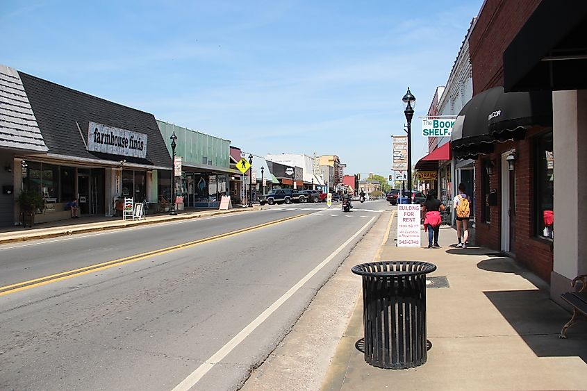 Gault Avenue in downtown Fort Payne, Alabama. 