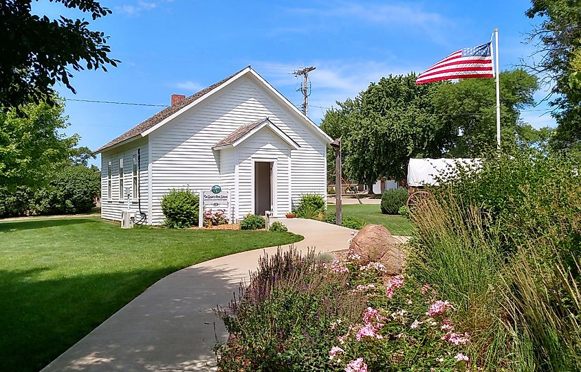 De Smet School, first school in De Smet and attended by Laura Ingalls Wilder and Carrie Ingalls Winkelvi 