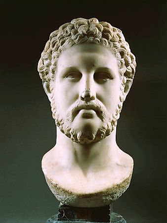 Tradition attributes the origin of the motto to Philip II of Macedon: Ancient Greek: διαίρει καὶ βασίλευε diaírei kài basíleue, in Ancient Greek, meaning "divide and rule"