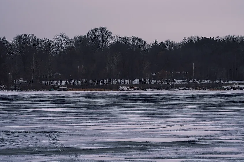 1 ⁄ 1 More details Winter at Lake Elmo Park Reserve in Washington County, Minnesota