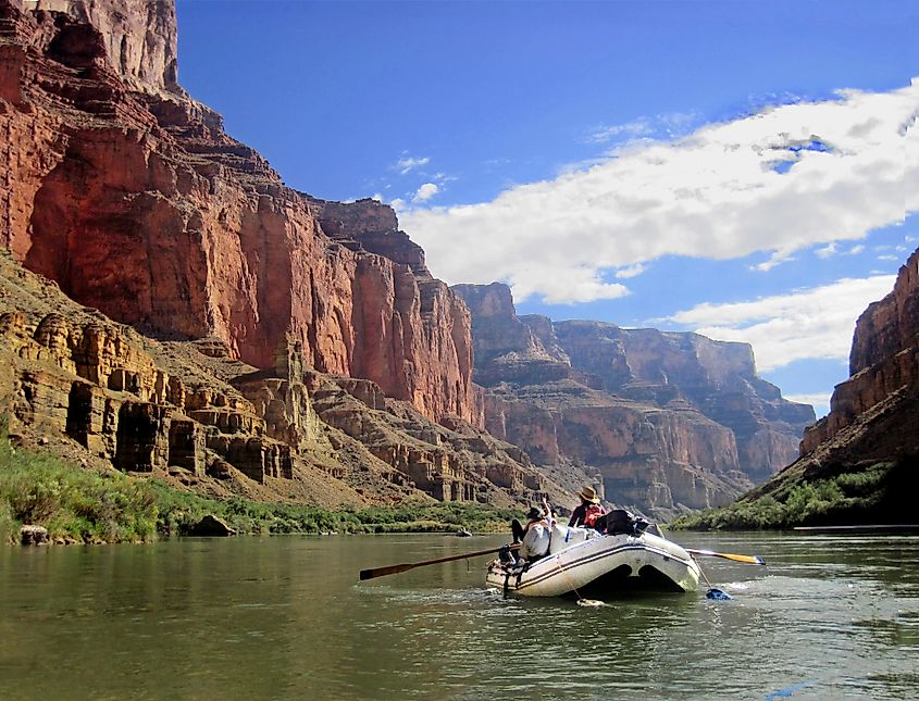 The Green River winding through canyon country.