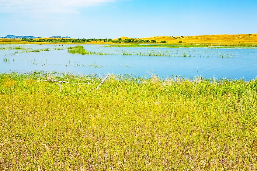 Lake Oahe, the largest lake in South Dakota.