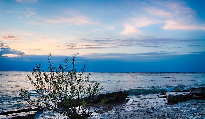 Sunset from the shores of Kelleys Island over Lake Erie in Ohio.