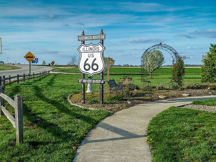 Route 66 signage in Pontiac, Illinois.