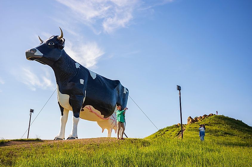Salem Sue, the World's Largest Holstein Cow, was built in 1974