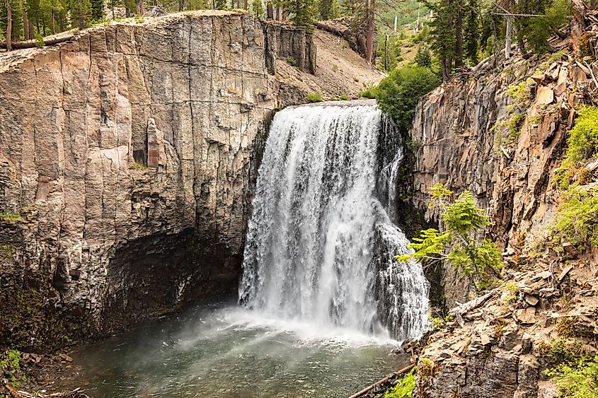 Close view of Rainbow Falls in Devil's Postpile National Monument, California