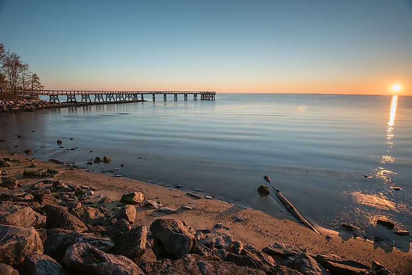 View of the pier from Downs Park, Pasadena, MD (Chinnasut Nhurod via Shutterstock)