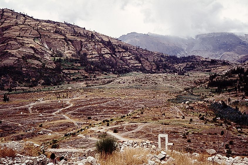 ungay Viejo (old Yungay) in 1980, ten years after the disaster, via Wikipedia