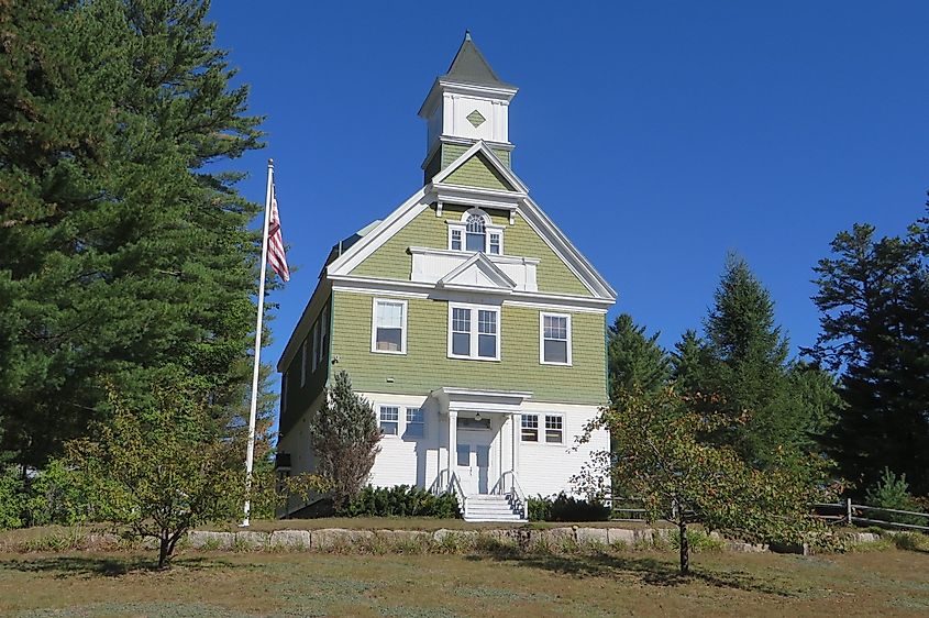 Town Hall, Madison, New Hampshire. Wikimedia Commons. 