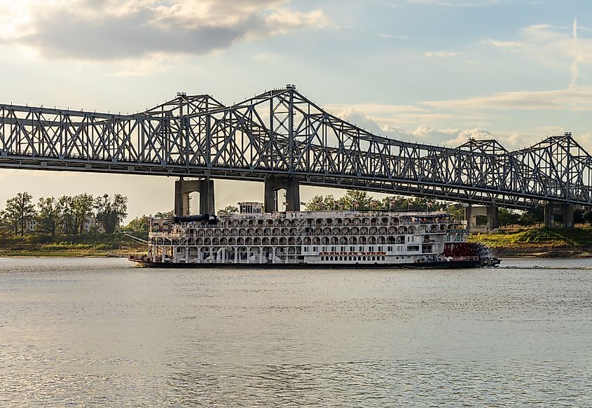 Paddle steamer river cruise boat in Natchez, Mississippi.