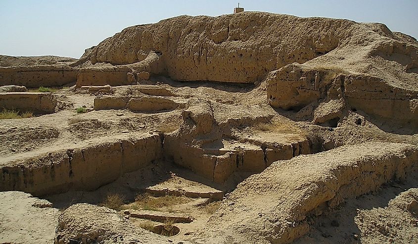 a ziggurat near the palace Mari, Syria