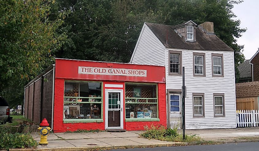 Exterior of The Old Canal Shops at 129 Clinton St, Delaware City.