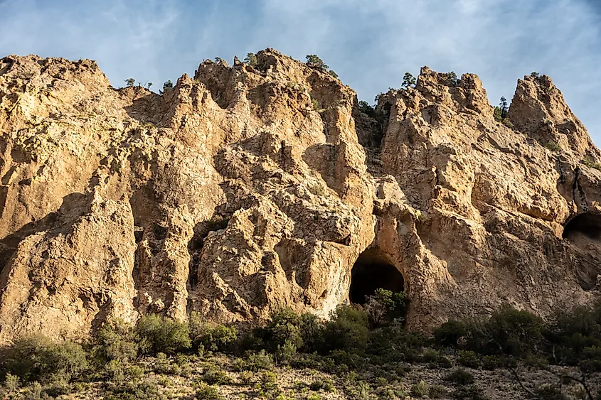 Caves on The Blue Creek Trail in Big Ben National Park. Credit: Kelly VanDellen/ Shutterstock.com