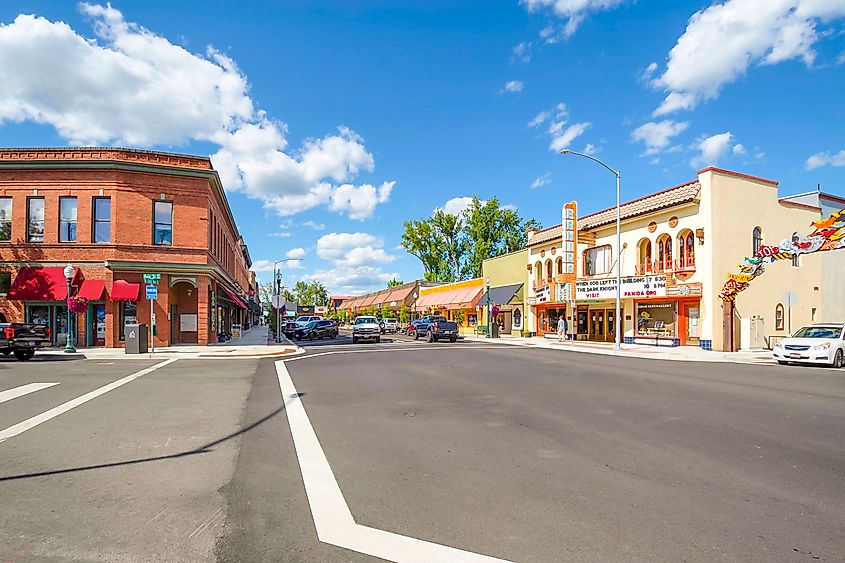 First Avenue, the main street through the downtown area of Sandpoint, Idaho, on a summer day. Editorial credit: Kirk Fisher / Shutterstock.com