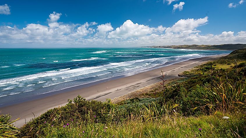 Ngarunui Beach, Raglan, New Zealand