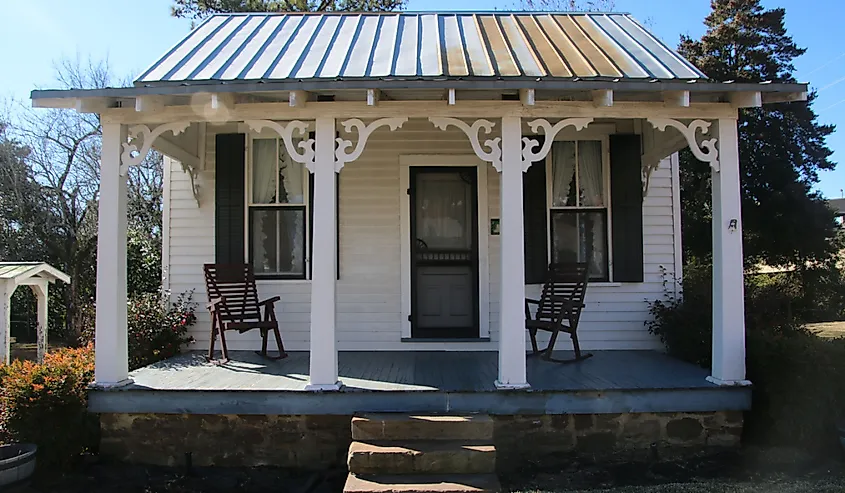 One of the oldest homes in Cullman, Alabama. This small, white cottage is now used as an event venue.