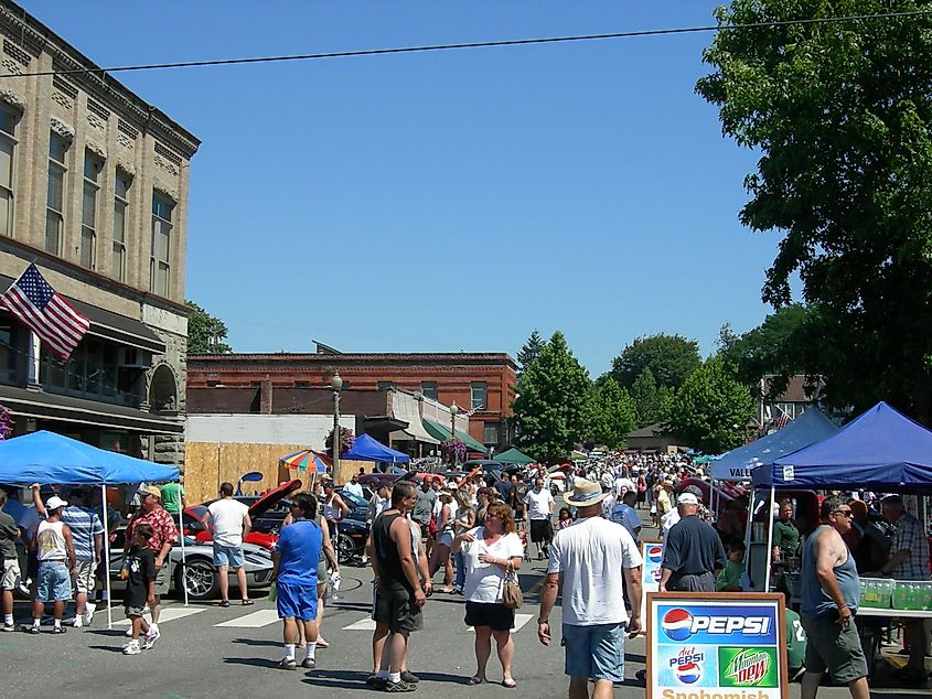 Snohomish, Washington. In Wikipedia. https://en.wikipedia.org/wiki/Snohomish,_Washington By Joe Mabel - Photo by Joe Mabel, CC BY-SA 3.0, https://commons.wikimedia.org/w/index.php?curid=1256093