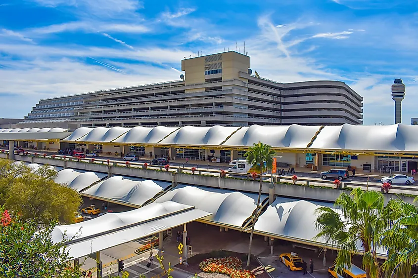 Orlando International Airport (MCO), Orlando
