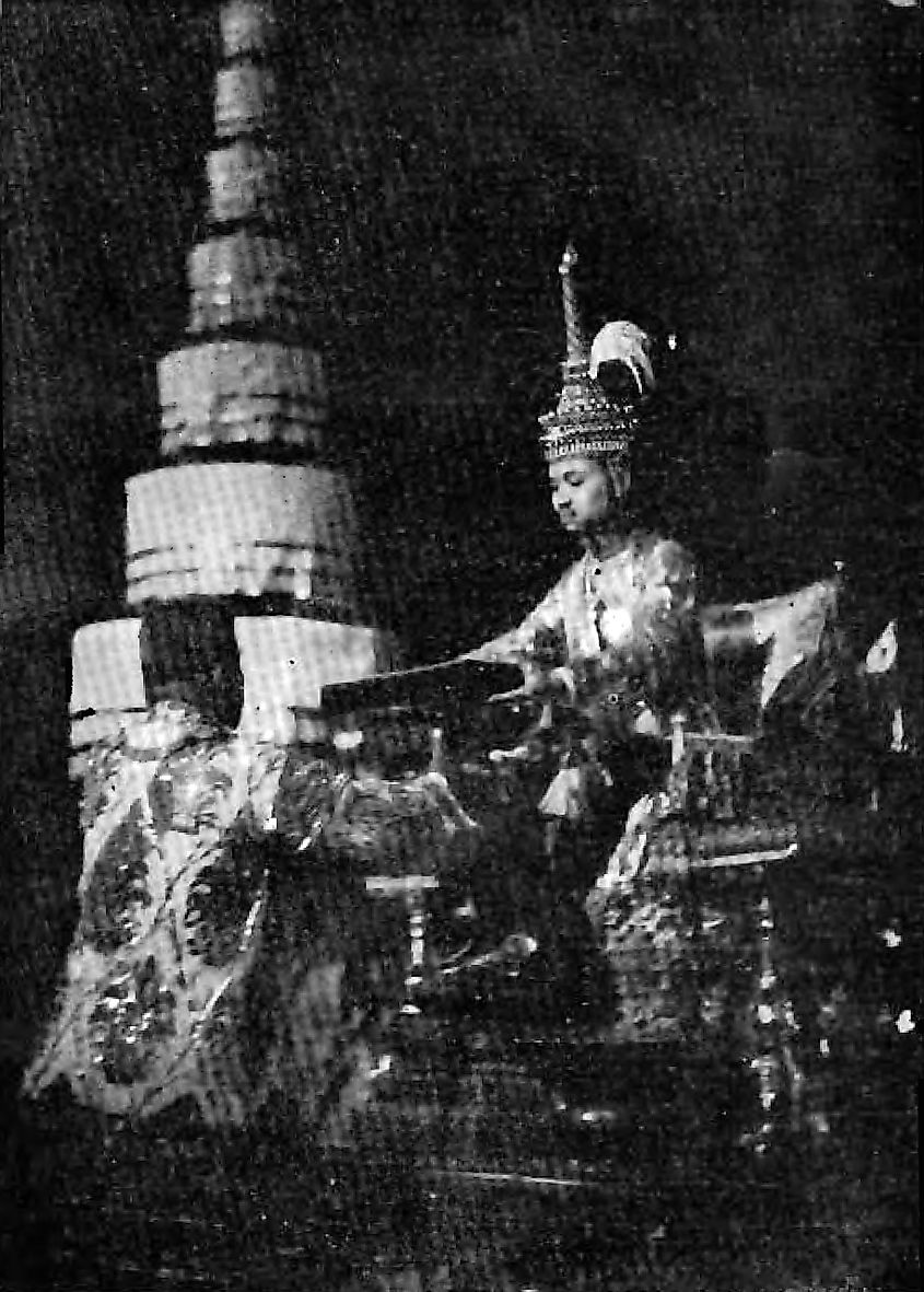 King Prajadhipok signing the Permanent Constitution of Siam on 10 December 1932